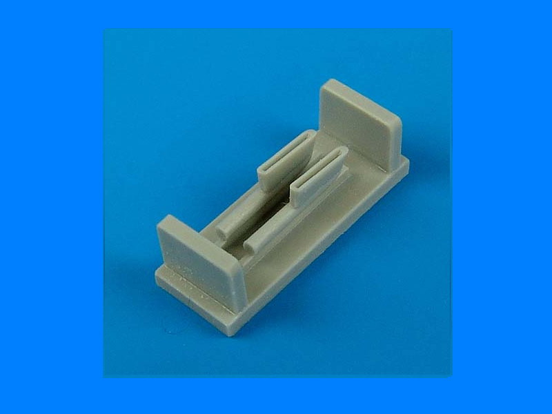 QB72400 Arado Ar 196 exhaust 1/72